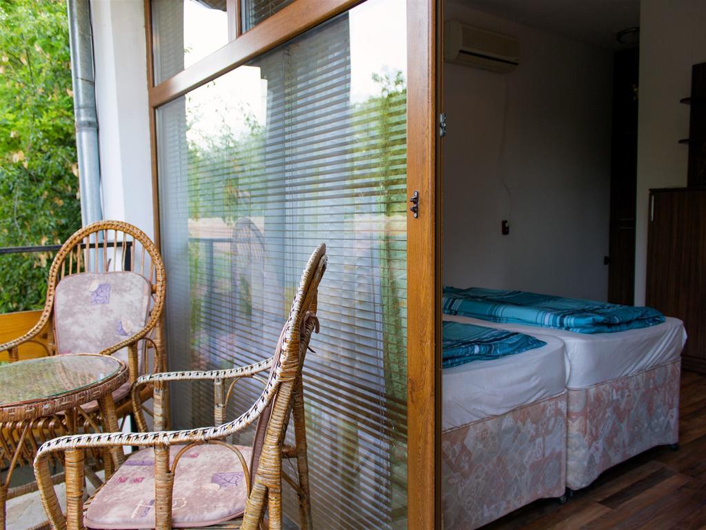 Rooms For Rent - Villa Desi Varna Extérieur photo